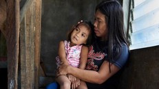 'Đại dịch' bạo hành phụ nữ đang gia tăng