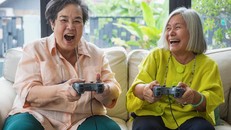 Người cao tuổi Trung Quốc 'nghiện game'