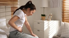 Hệ tiêu hóa dễ bị tổn thương vì thói quen sinh hoạt thiếu khóa học hàng ngày. Nguồn: Shutterstock 