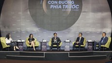 Các diễn giả trong phiên thảo luận của Diễn đàn Kinh doanh 2021.