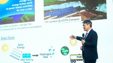 PGS. TS. Trần Đình Phong - Trưởng khoa Khoa học cơ bản và Ứng dụng (Trường Đại học Khoa học và Công nghệ Hà Nội) là một trong 20 chủ nhiệm dự án được VINIF tài trợ năm nay