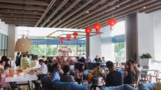 Tấp nập du khách đến Bình Định du xuân.