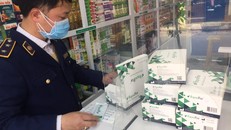 Thu giữ hơn 5.000 kit test nhanh tại Hà Nội