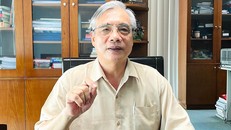 PGS.TS Trần Đình Thiên: Cá nhân phải chịu trách nhiệm cá nhân. Còn tài sản doanh nghiệp không đơn thuần chỉ là tài sản cá nhân; nó còn phải được coi là nguồn lực quốc gia, cần được bảo vệ trước những kẻ 'đục nước béo cò', tận dụng cơ hội kiếm chác và chiếm đoạt khi sự cố xảy ra. 