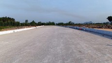 Hạ tầng giao thông tại khu công nghiệp (KCN) Đông Mai đang được đầu tư mở rộng.