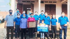 'Sóng và máy tính cho em' giúp không học sinh nào 'bị bỏ lại phía sau' 