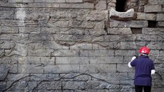 Phát hiện tranh tường bằng đá cổ lớn nhất tại Trung Quốc