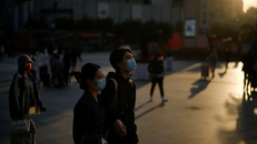 Các siêu đô thị Trung Quốc tăng cường kiểm soát COVID-19 