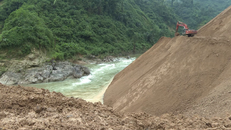 Sạt lở tại thủy điện Kà Tinh 