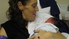 Bệnh ung thư khiến 1 triệu trẻ mồ côi mẹ mỗi năm ​