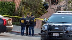 Chồng của Chủ tịch Hạ viện Mỹ bị tấn công