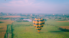 Bay khinh khí cầu ngắm Đà Lạt trên cao