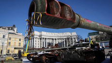 Trung Quốc: Viện trợ vũ khí sẽ không mang lại hòa bình tại Ukraine