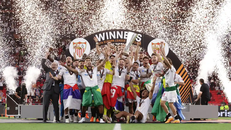 Sevilla khẳng định vị thế 'vua' Europa League