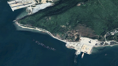 Hình ảnh vệ tinh của căn cứ Ngọc Lâm tại Tam Á cho thấy các dự án xây dựng và mở rộng đã bắt đầu trong năm qua. Nguồn: Google Earth