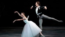 Trình diễn tác phẩm ballet 'Giselle' tại Nhà hát Lớn Hà Nội