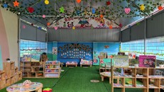 Thư viện xanh với không gian mở, nhiều đầu sách mới hấp dẫn và học cụ phong phú sẽ là nơi mang tới những niềm vui khám phá cho thầy và trò trường mầm non Quảng Hưng (huyện Quảng Hòa, tỉnh Cao Bằng). 