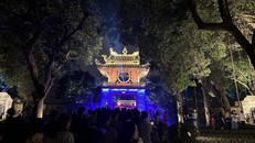 Tour đêm Văn Miếu – Quốc Tử Giám: Tinh hoa đạo học