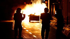 Bạo loạn bùng phát tại thủ đô Ireland