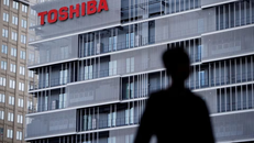 Toshiba hủy niêm yết cổ phiếu sau 74 năm