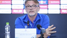 HLV Philippe Troussier đặt niềm tin vào 30 tuyển thủ Việt Nam