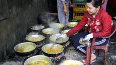 Làng mứt gừng Mỹ Chánh rộn ràng vào vụ Tết