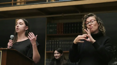 Người Điếc - nhóm cử tri dễ bị bỏ qua trong bầu cử Mỹ