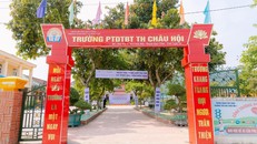 Trường PTDTBT Tiểu học Châu Hội trong buổi Lễ tổng kết dự án Trường học hạnh phúc.