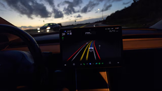 Tesla vướng phải các cáo buộc liên quan đến tính năng tự lái