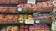 Mỳ ăn liền Việt Nam ra khỏi danh sách kiểm soát an toàn thực phẩm của EU