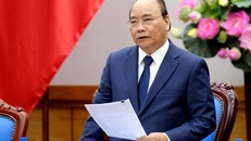 Thủ tướng Nguyễn Xuân Phúc phát biểu tại buổi gặp mặt đoàn đại biểu Hội truyền thống đường Hồ Chí Minh trên biển. Ảnh: VGP/Quang Hiếu 