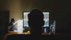 Các đối tượng là người có trình độ cao về công nghệ thông tin, sử dụng các công cụ chuyên dụng để rà quét lỗ hổng, tấn công xâm nhập trái phép hàng trăm website.