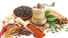 Đau dạ dày nên hạn chế ăn gì?