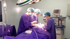 Ca mổ cấp cứu diễn ra thành công sau gần 45 phút 
