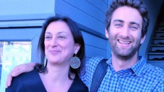 Matthew Caruana Galizia và mẹ, nữ nhà báo vừa bị sát hại Caruana Galizia