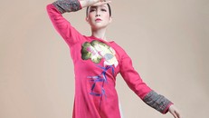 Linh Nga lựa chọn áo dài để biểu diễn tại APEC 2017