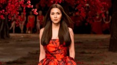 Tăng Thanh Hà tái xuất tại show thời trang của Đỗ Mạnh Cường 