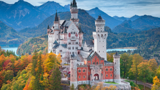 Vẻ đẹp lung linh ngoài đời thực của những tòa lâu đài Disney 