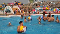 Ngỡ ngàng công viên nước hiện đại của Triều Tiên