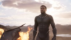  'Black Panther' được khen là tác phẩm xuất sắc nhất vũ trụ điện ảnh Marvel