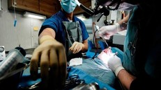 Tử vong vì đi gọt cằm