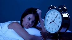  Thức khuya dậy muộn thói quen gây tác hại khôn lường 