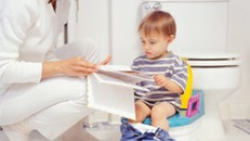 Táo bón kéo dài ở trẻ: Có thể dẫn đến suy dinh dưỡng