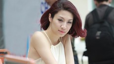 Pha Lê bức xúc khi bị 'gạ' đi khách với giá hơn 2.000 USD