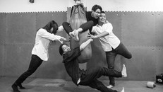 Ngọt trở thành nhóm nhạc đầu tiên được khán giả ủng hộ tiền làm đĩa 