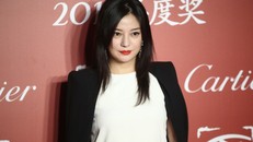 Triệu Vy chính thức tái xuất showbiz sau bê bối gian lận tài chính