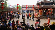 Thi nấu cơm, bắt lợn vui nhộn giữa Thủ đô