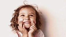 Bolivia cấm tổ chức các cuộc thi sắc đẹp dành cho bé gái