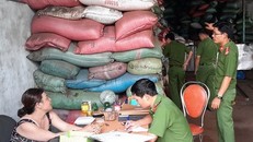 Vụ vỏ càphê nhuộm pin: Kiểm tra kho chứa hàng trăm tấn hồ tiêu
