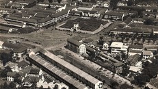 Ga Sài Gòn xưa ngay trước cửa Chợ Bến Thành.